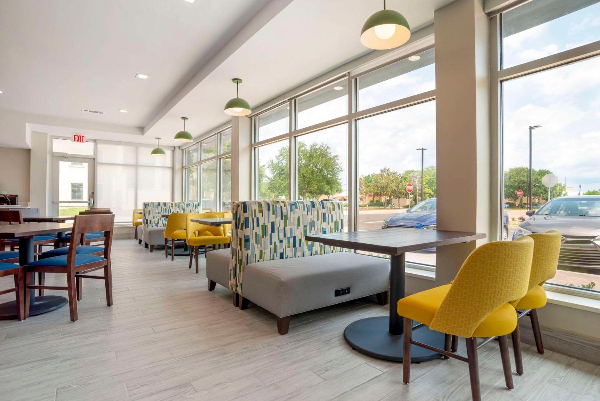 Comfort Inn & Suites Destin Near Henderson Beach Miramar Beach Esterno foto